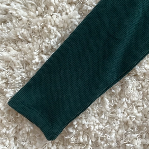 Hollistet Long Sleeve - Picture 2 of 3